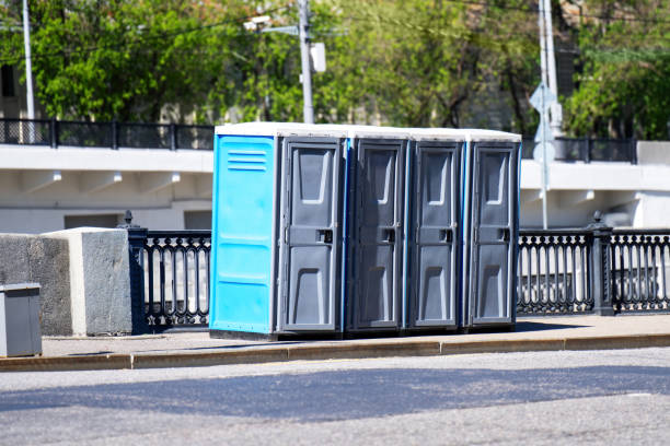 Best Luxury portable toilet rental  in Kronenwetter, WI