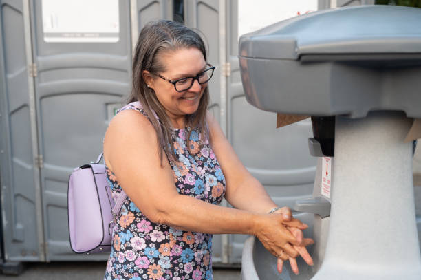 Best Porta potty rental near me  in Kronenwetter, WI